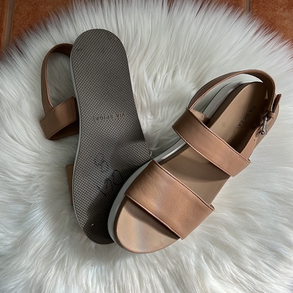 VIA SPIGA DAVI WEDGE SANDAL sz 8 - Picture 2 of 3